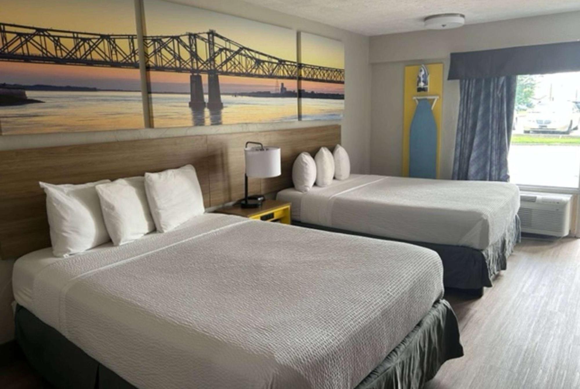 Days Inn By Wyndham Louisville Airport Fair And Expo Center Екстер'єр фото